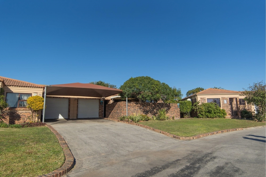 3 Bedroom Property for Sale in Humewood Eastern Cape